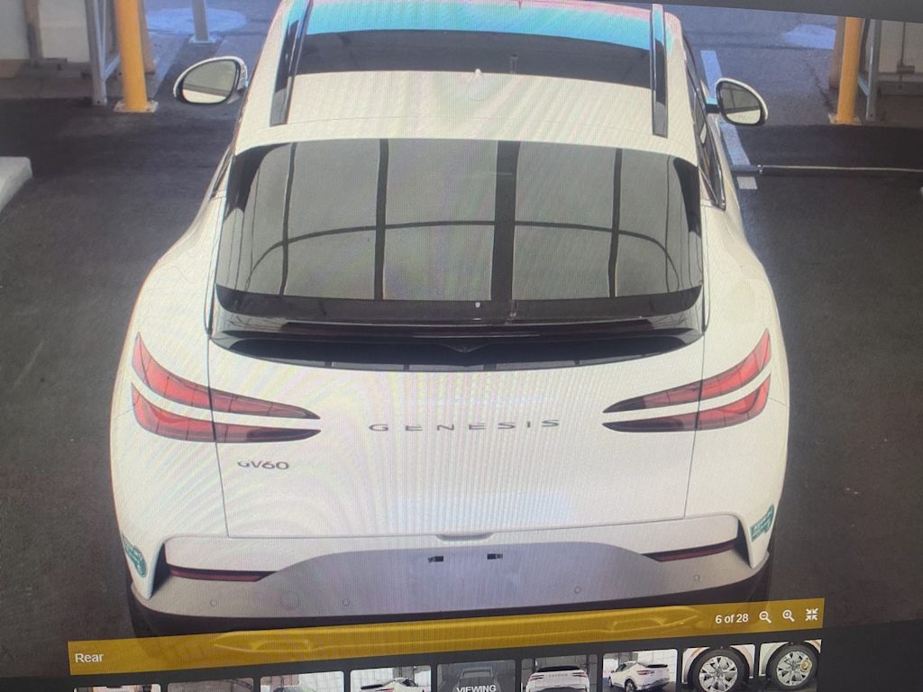 Thumbnail: 2025 Genesis GV60 - 14