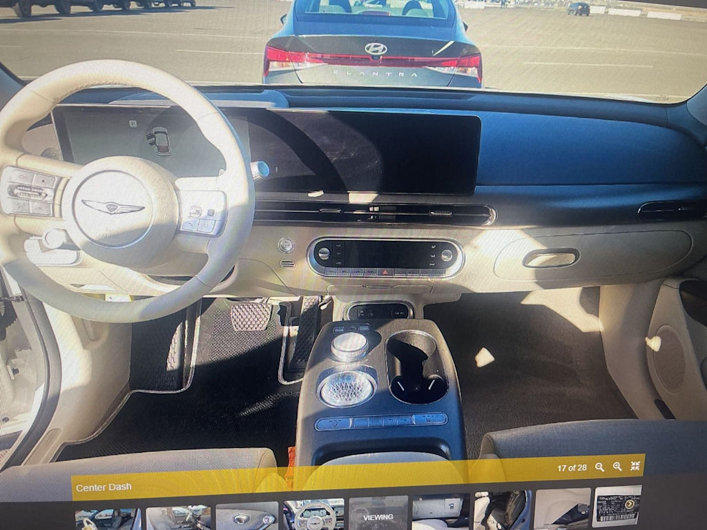 Thumbnail: 2025 Genesis GV60 - 6