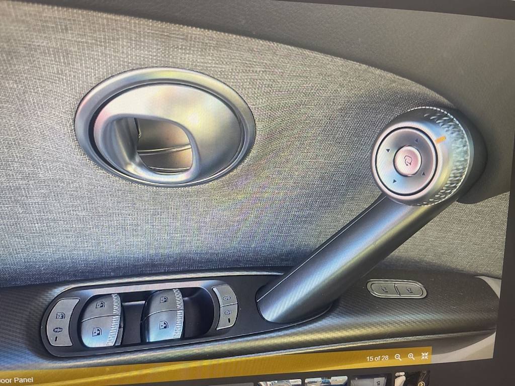 Thumbnail: 2025 Genesis GV60 - 15