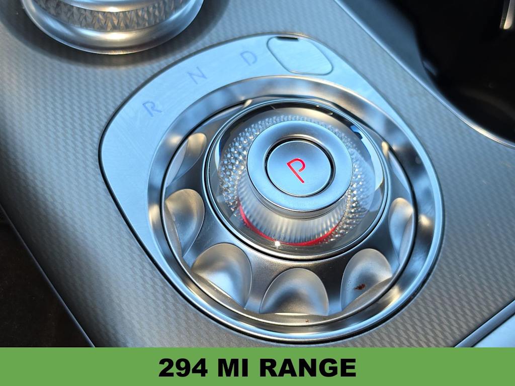 Thumbnail: 2025 Genesis GV60 - 22