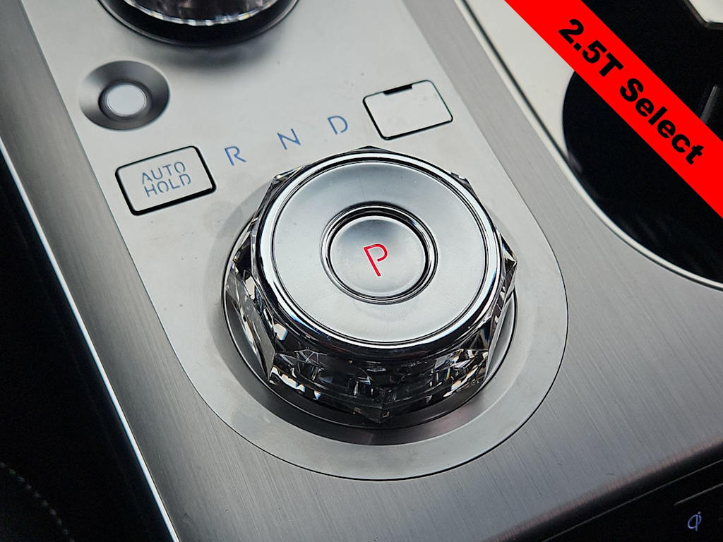 Thumbnail: 2026 Genesis GV70 - 24