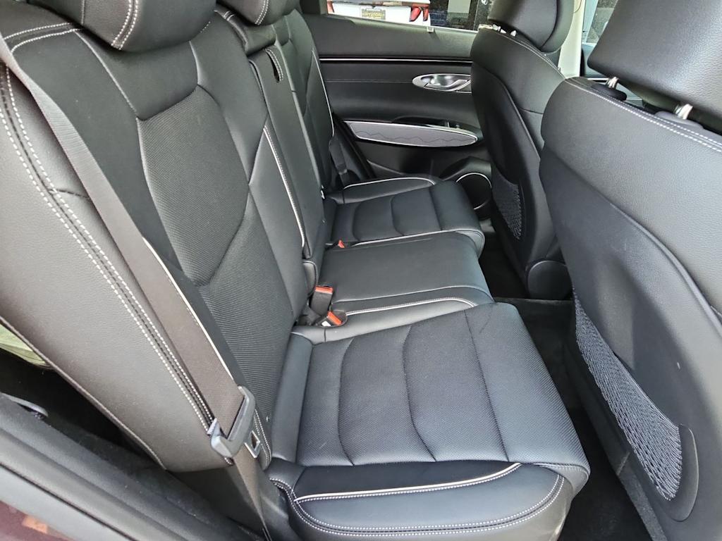 2023 Genesis GV70 2.5T 22