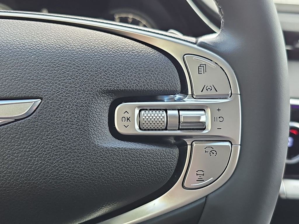 2023 Genesis GV70 2.5T 27