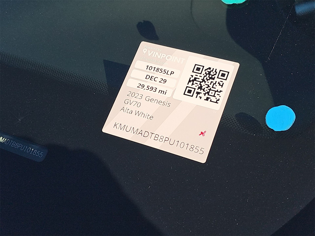 Thumbnail: 2023 Genesis GV70 - 19