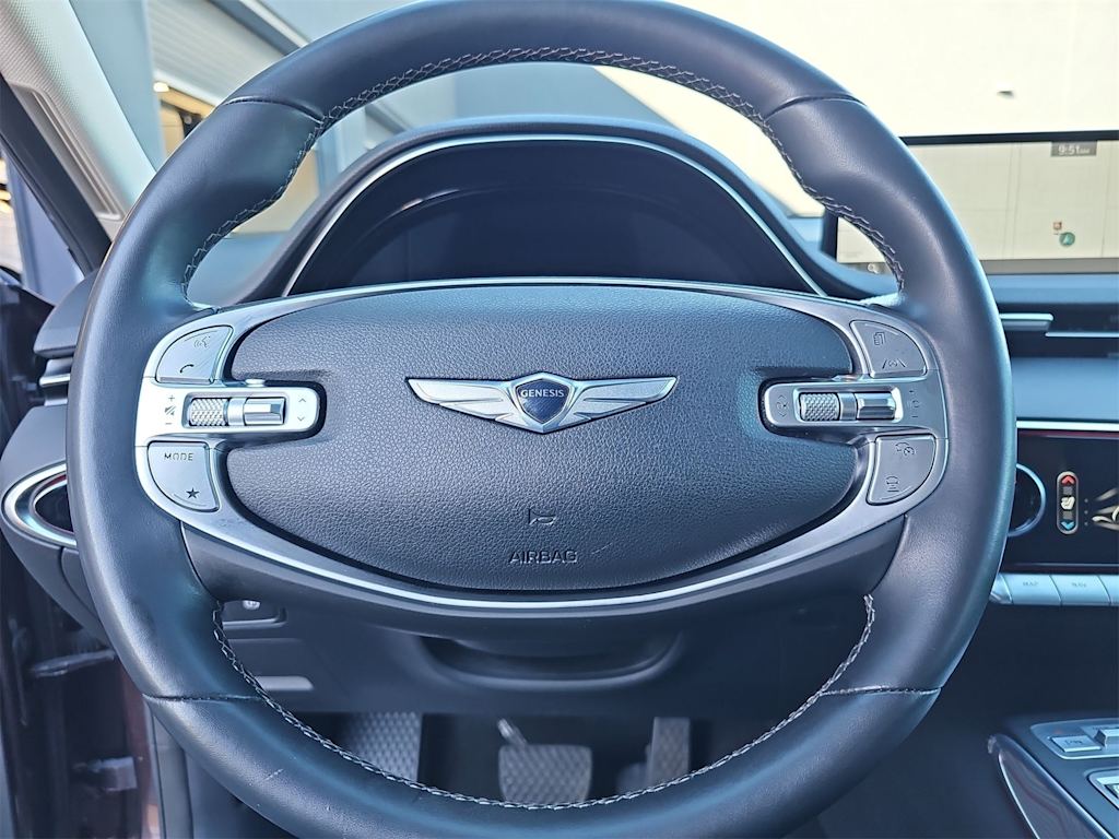 Thumbnail: 2023 Genesis GV70 - 14