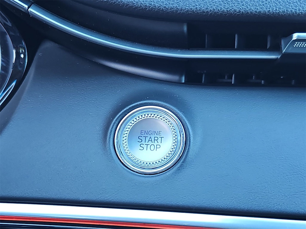 Thumbnail: 2023 Genesis GV70 - 28