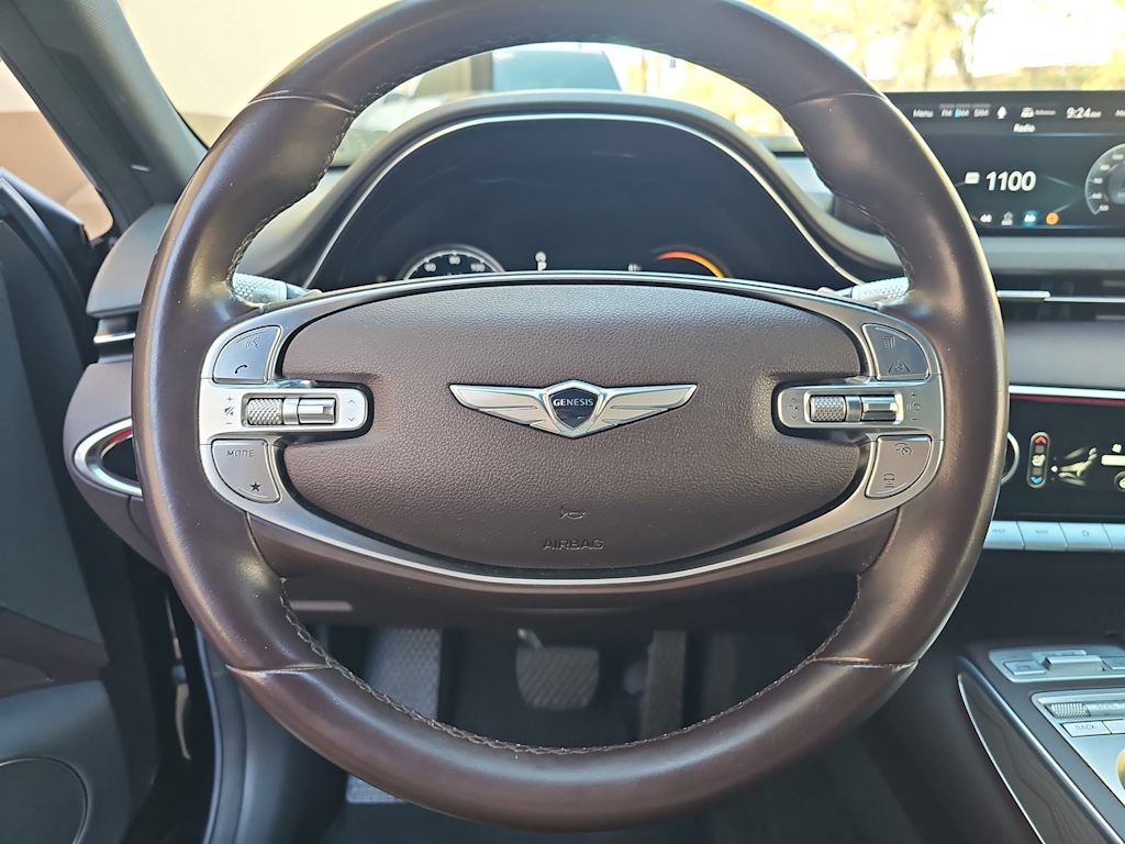 Thumbnail: 2022 Genesis GV70 - 14