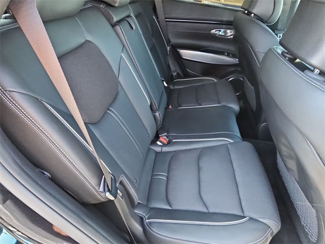 2025 Genesis GV70 2.5T 23