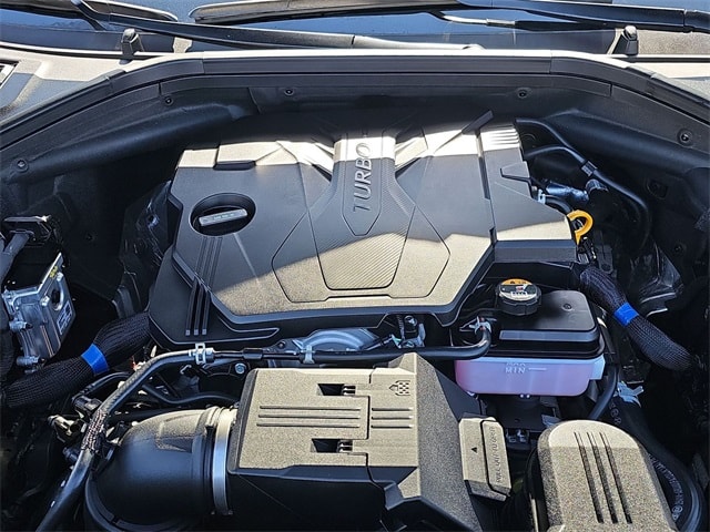 2025 Genesis GV70 2.5T 8