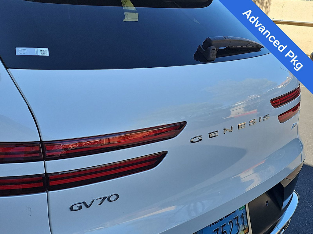 Thumbnail: 2026 Genesis GV70 - 21