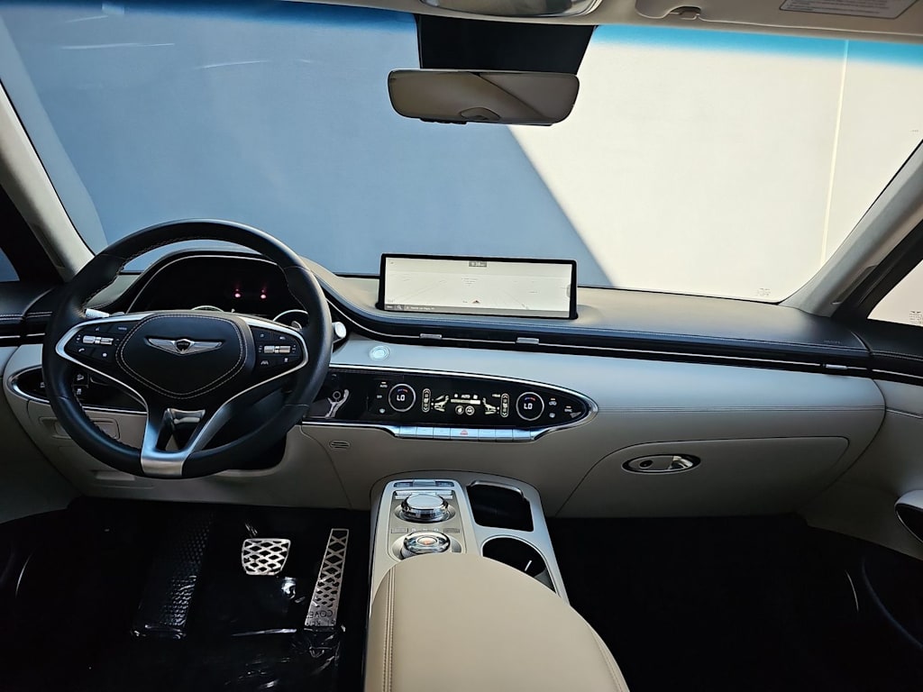 Thumbnail: 2025 Genesis GV70 - 10