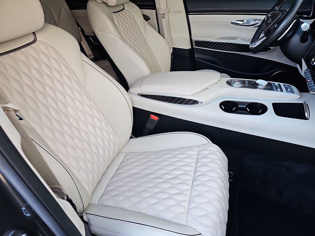 Thumbnail: 2025 Genesis GV70 - 25