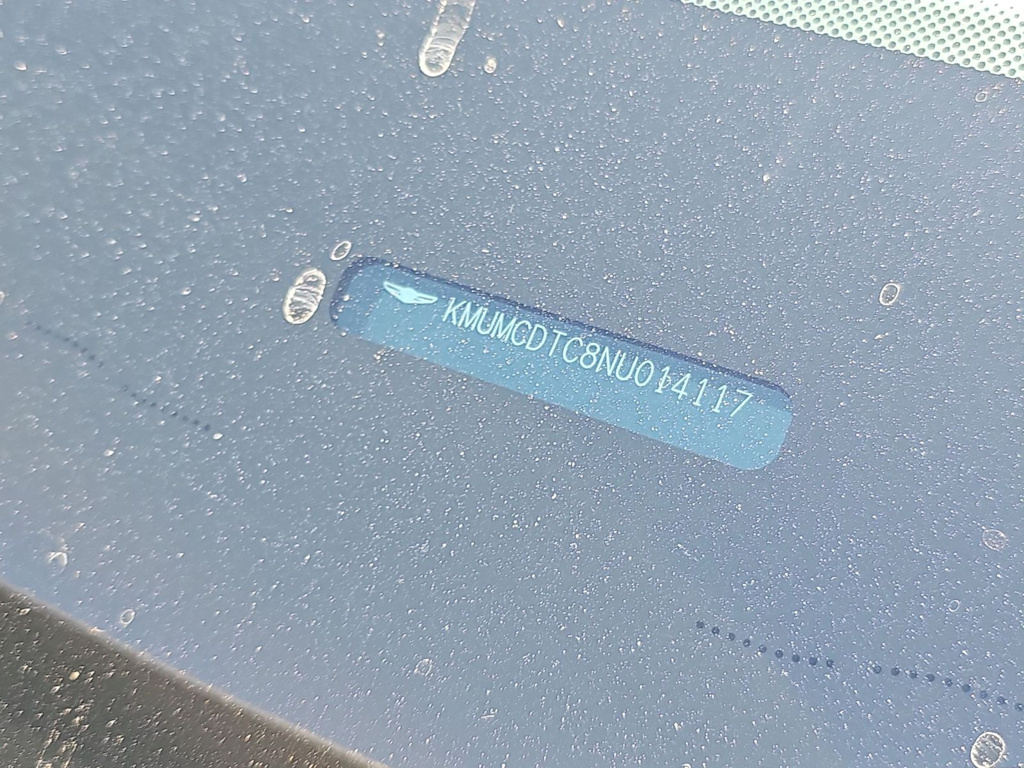 2022 Genesis GV70 Sport 16