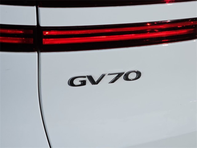 2022 Genesis GV70 Sport 7