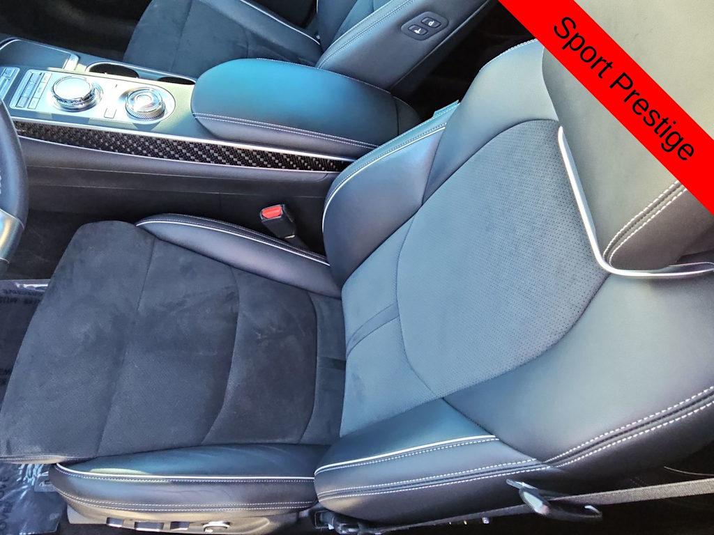 Thumbnail: 2022 Genesis GV70 - 10