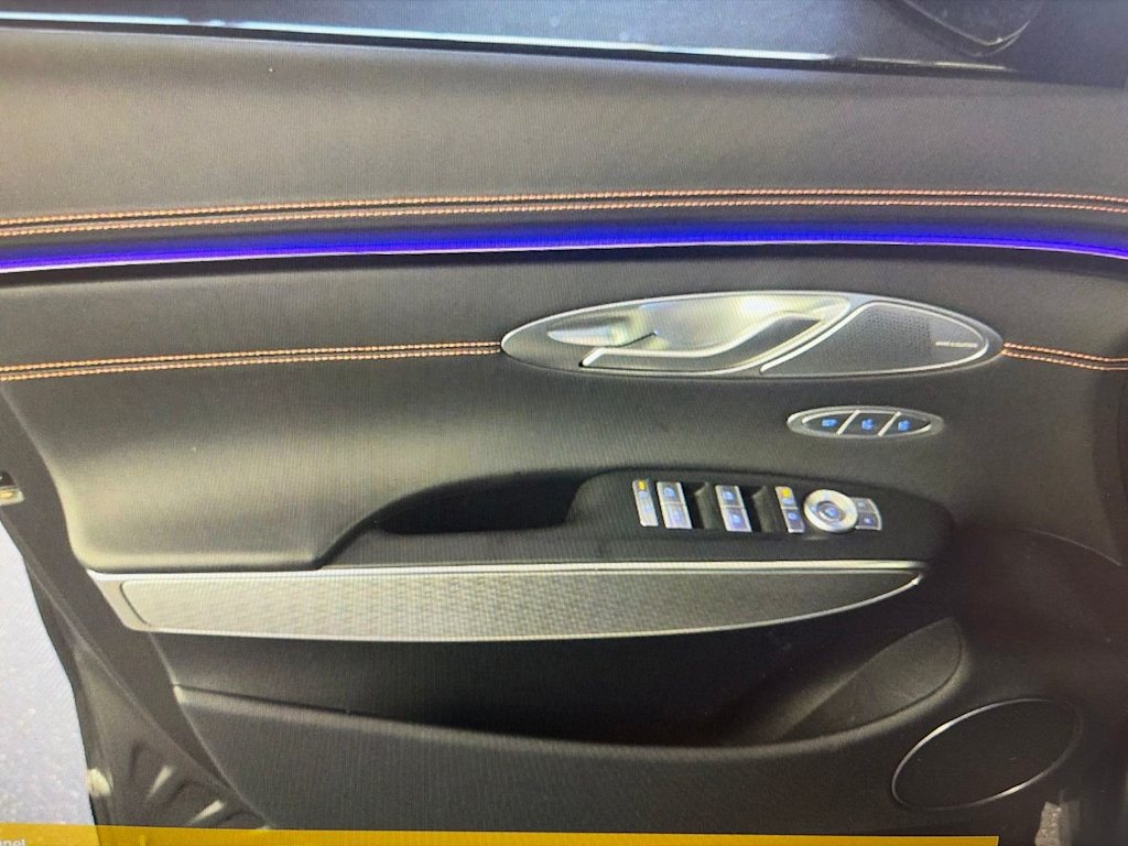 Thumbnail: 2026 Genesis GV70 - 13