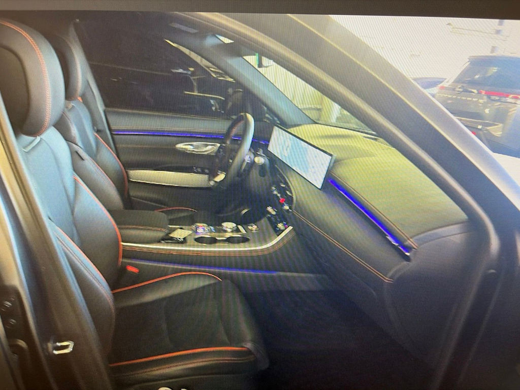 Thumbnail: 2026 Genesis GV70 - 7