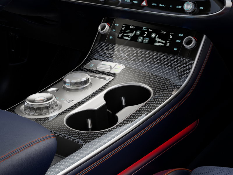 Thumbnail: 2027 Genesis GV70 - 21