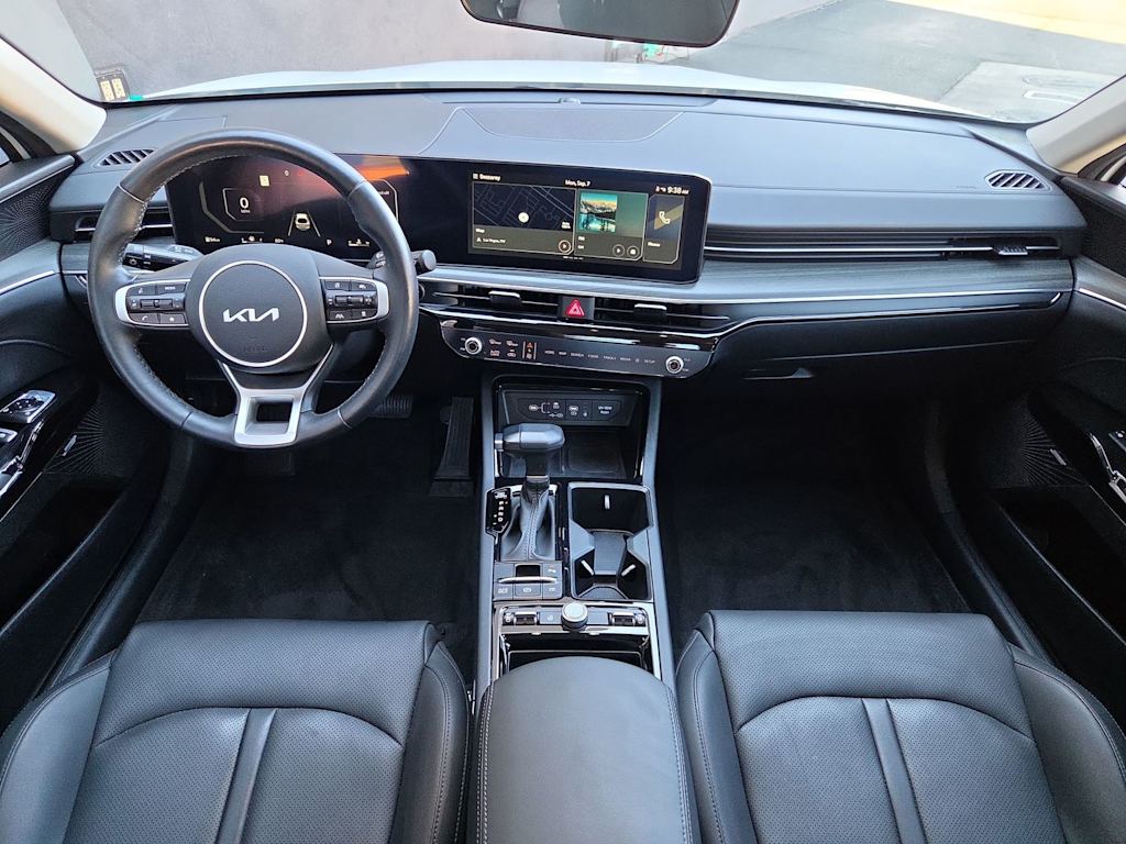 Thumbnail: 2025 Kia K5 - 10
