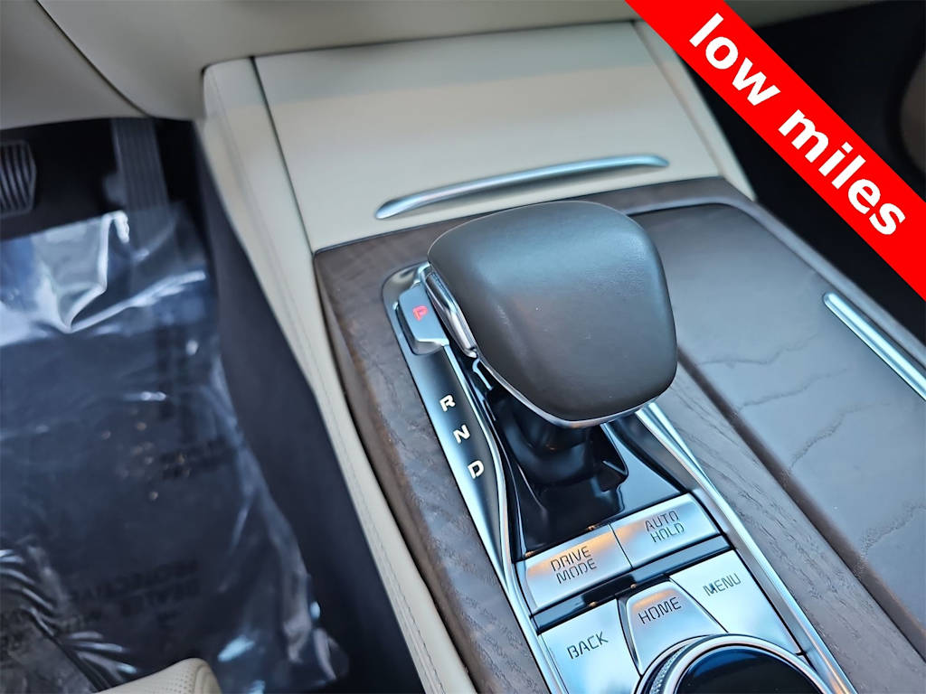 Thumbnail: 2019 Kia K900 - 12