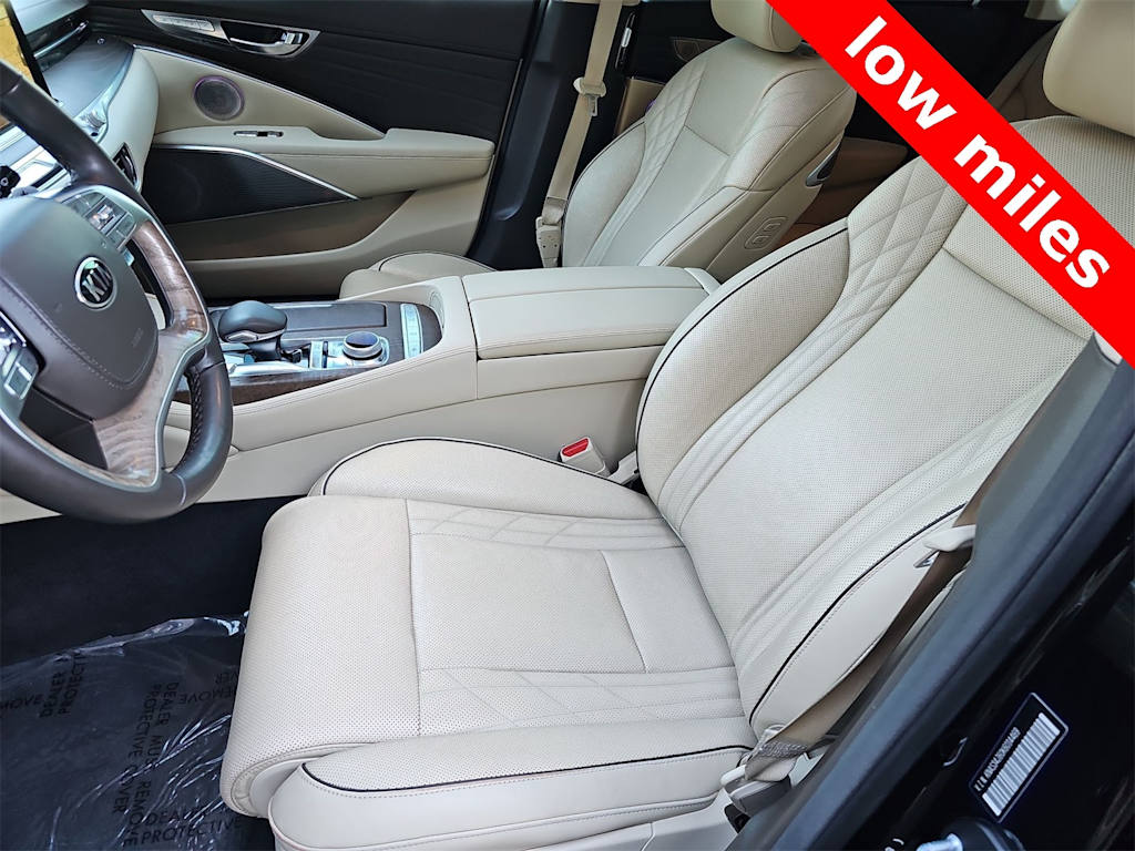 Thumbnail: 2019 Kia K900 - 9