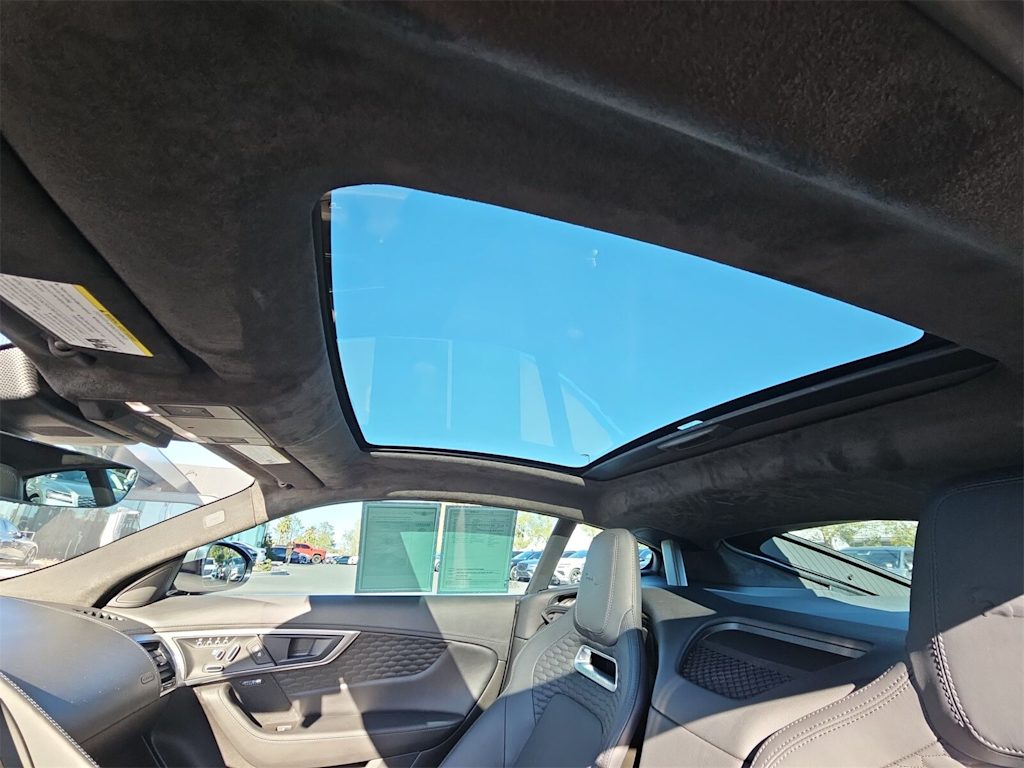 Thumbnail: 2024 Jaguar F-Type - 27