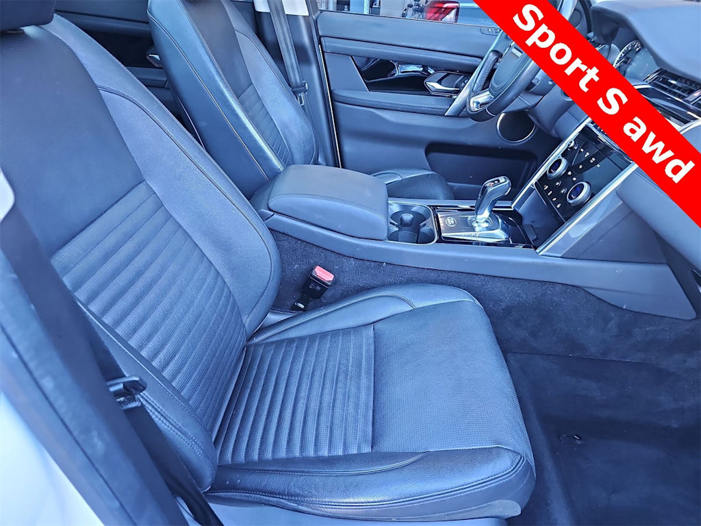 Thumbnail: 2020 Land Rover Discovery Sport - 23