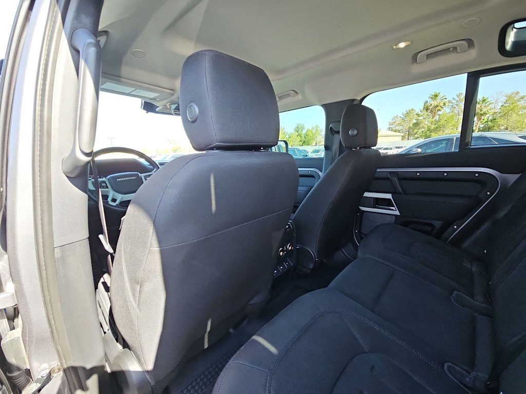Thumbnail: 2020 Land Rover Defender - 13