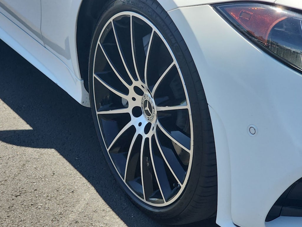 Thumbnail: 2021 Mercedes-Benz CLS - 8