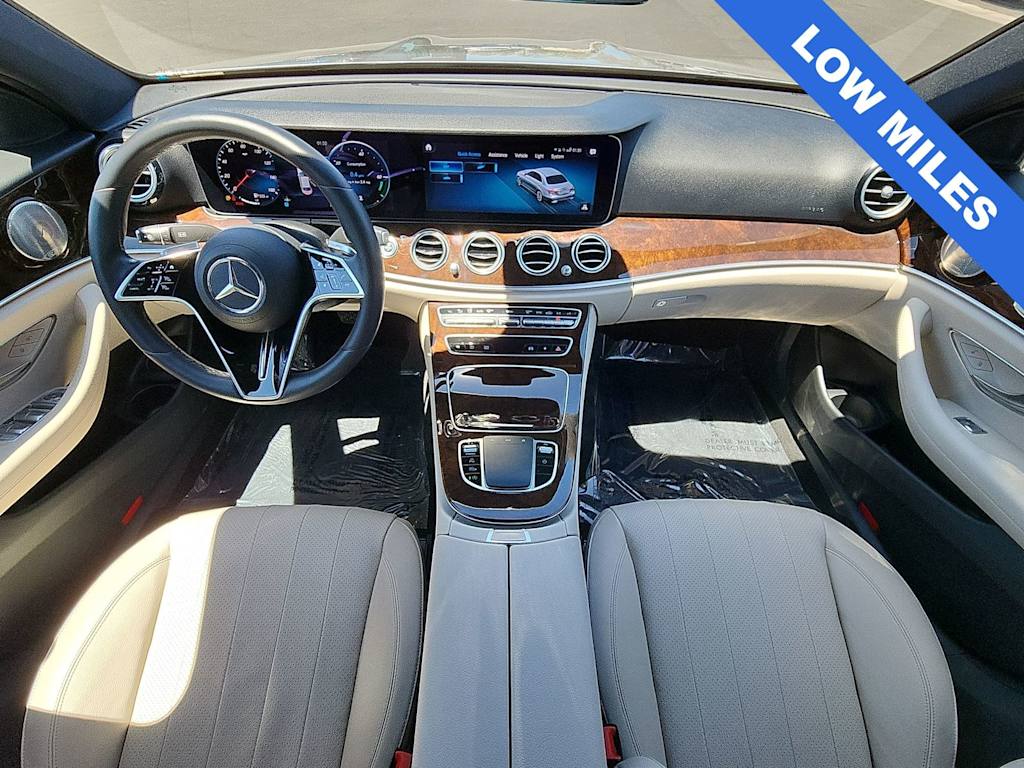 Thumbnail: 2022 Mercedes-Benz E-Class - 9