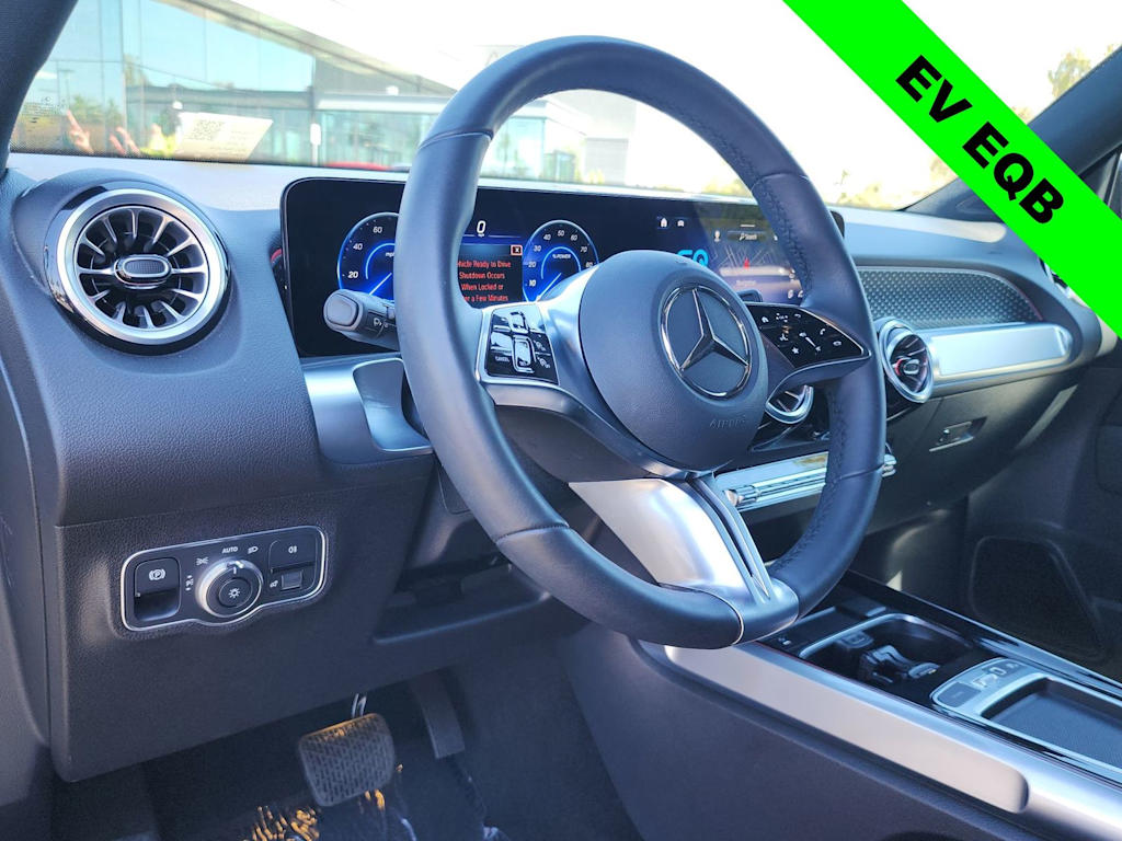 Thumbnail: 2025 Mercedes-Benz EQB - 2