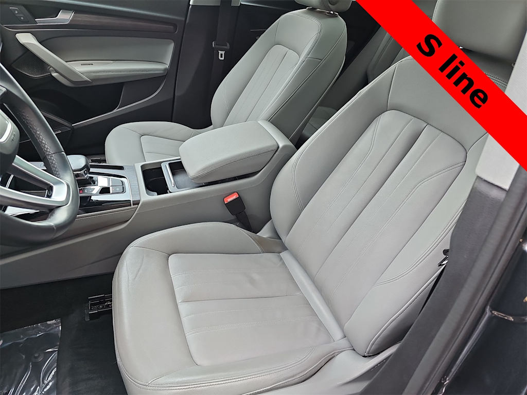 Thumbnail: 2022 Audi Q5 - 10