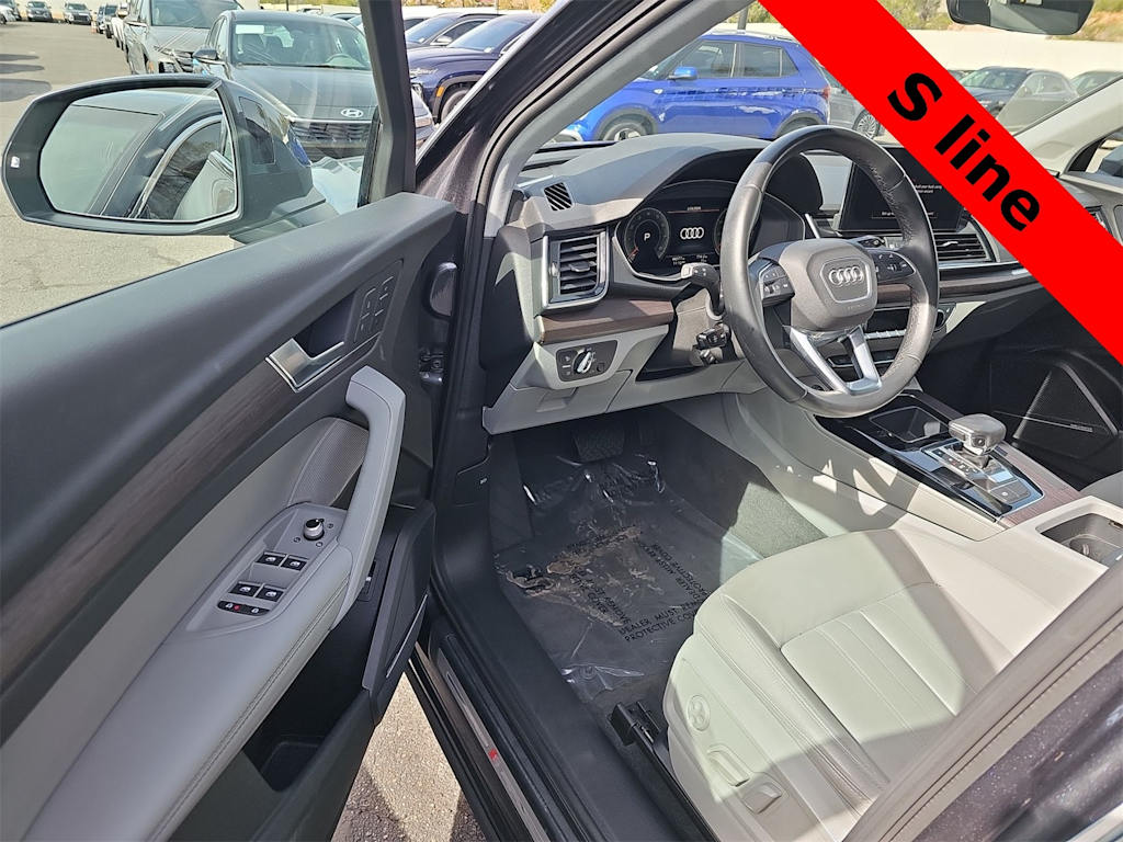 Thumbnail: 2022 Audi Q5 - 2