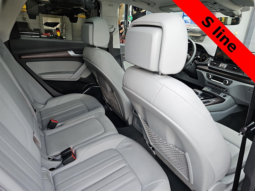 Thumbnail: 2022 Audi Q5 - 12