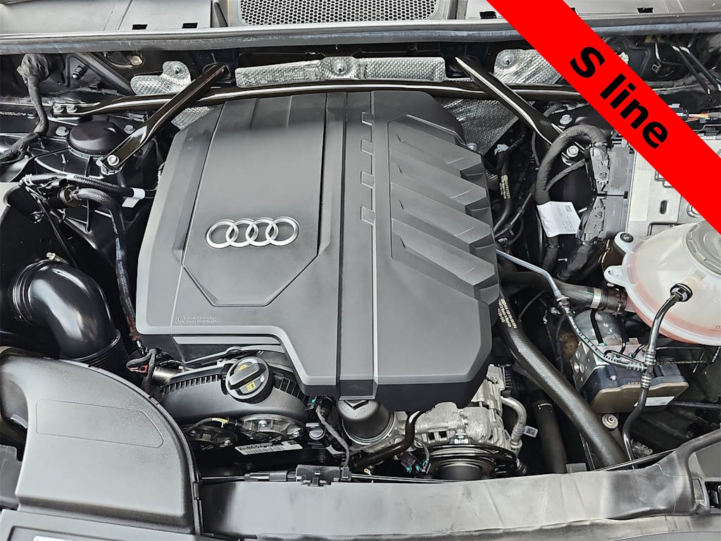 Thumbnail: 2022 Audi Q5 - 8