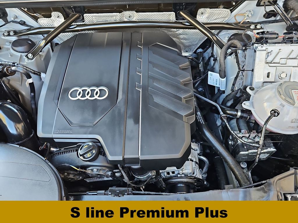 Thumbnail: 2025 Audi Q5 - 8