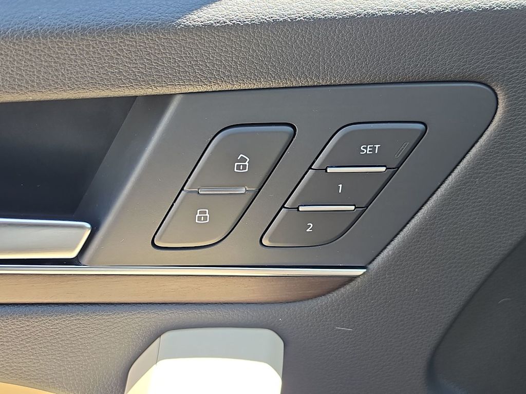 Thumbnail: 2024 Audi Q5 - 27