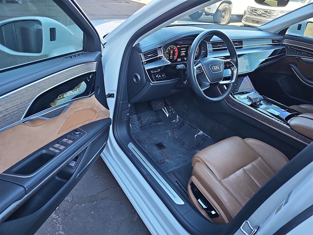 Thumbnail: 2021 Audi A8 - 2