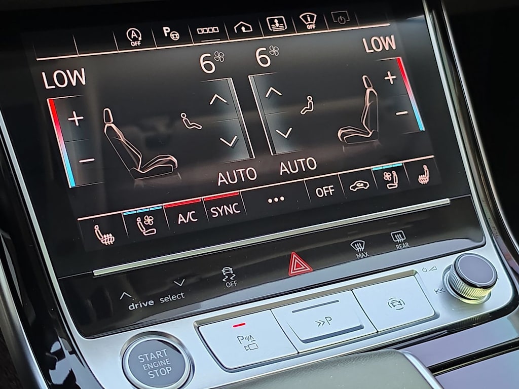Thumbnail: 2024 Audi A8 - 27