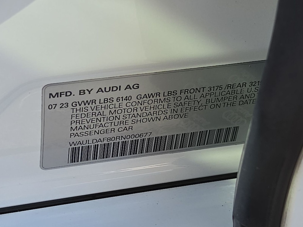 Thumbnail: 2024 Audi A8 - 18