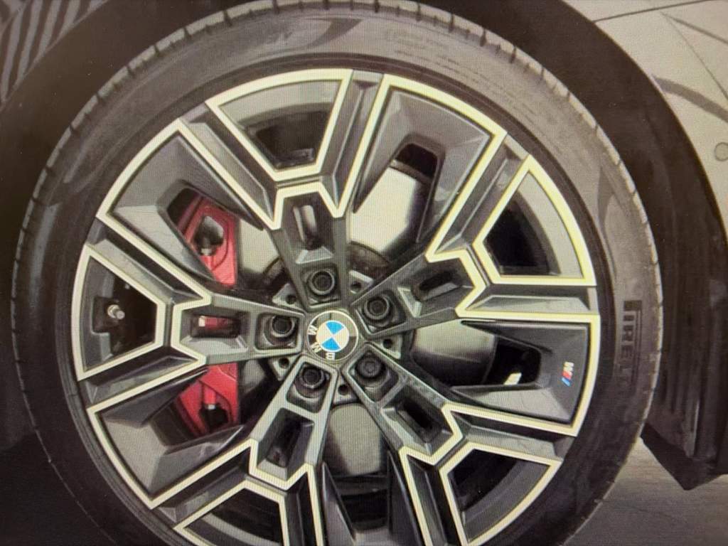 Thumbnail: 2026 BMW 5 Series - 4