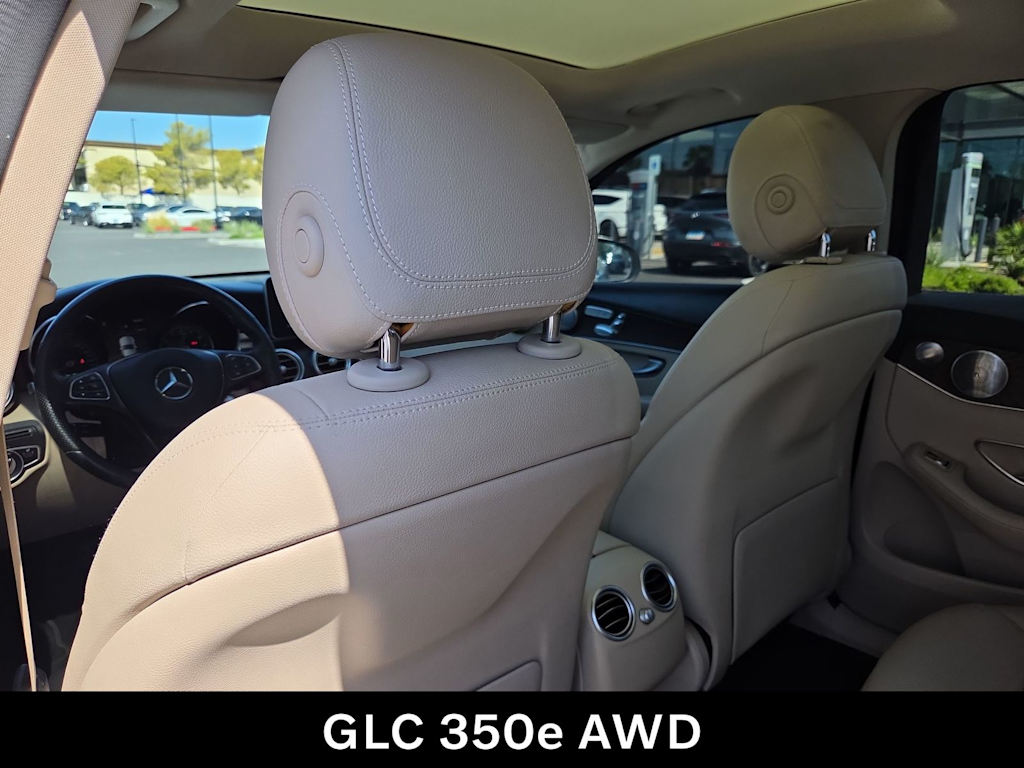 Thumbnail: 2019 Mercedes-Benz GLC - 12