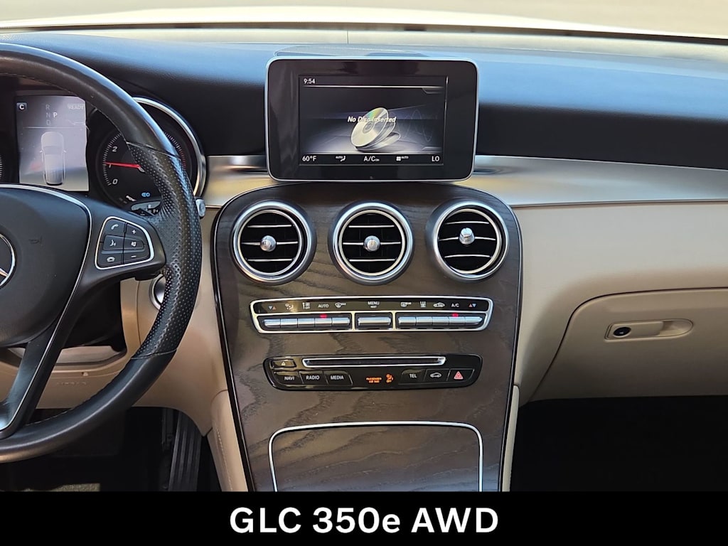 Thumbnail: 2019 Mercedes-Benz GLC - 16