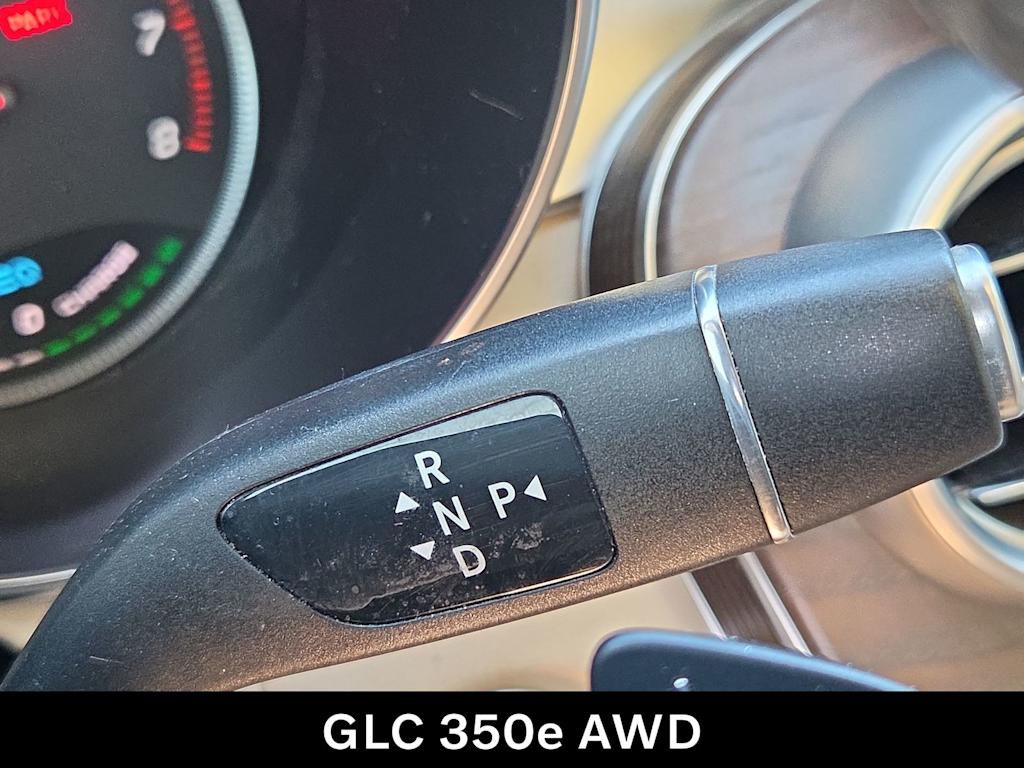 Thumbnail: 2019 Mercedes-Benz GLC - 17