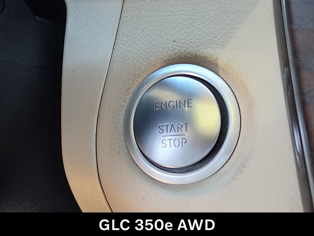 Thumbnail: 2019 Mercedes-Benz GLC - 26