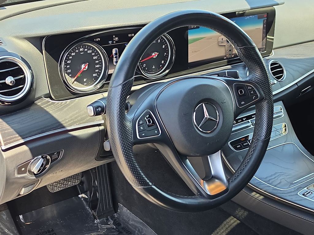 Thumbnail: 2018 Mercedes-Benz E-Class - 2