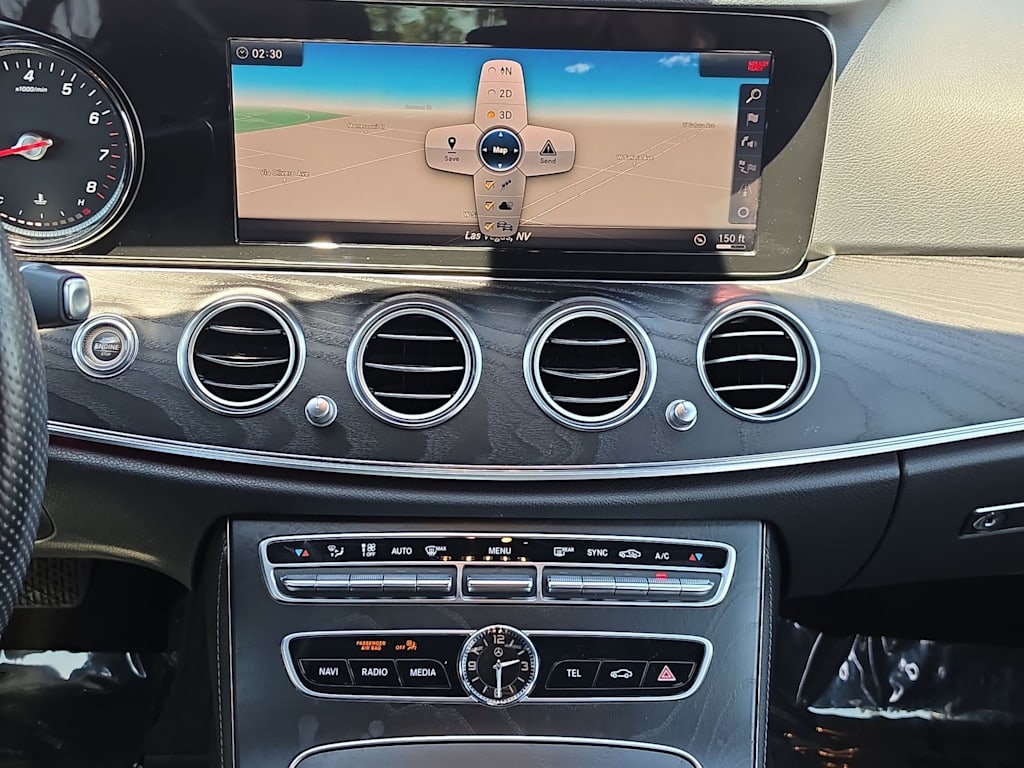 Thumbnail: 2018 Mercedes-Benz E-Class - 15