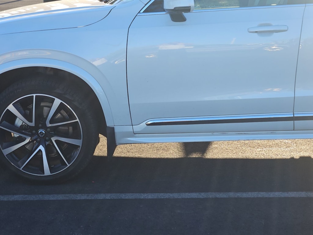 Thumbnail: 2023 Volvo XC90 - 4