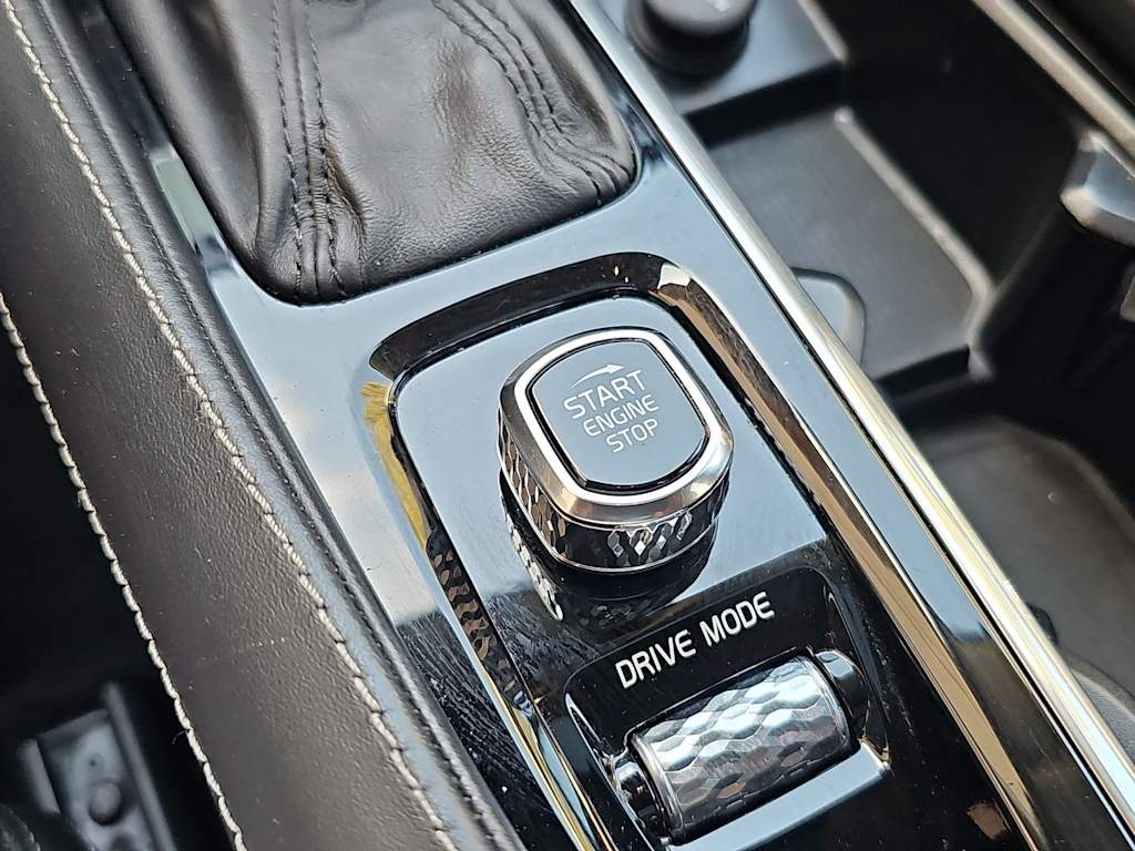 Thumbnail: 2019 Volvo XC90 - 24