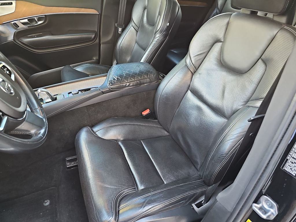 Thumbnail: 2016 Volvo XC90 - 9